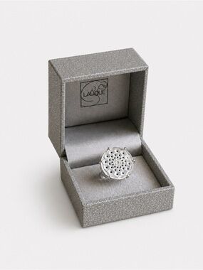 Lalique Cactus Clear Crystal Sterling Silver Ring (New with box)